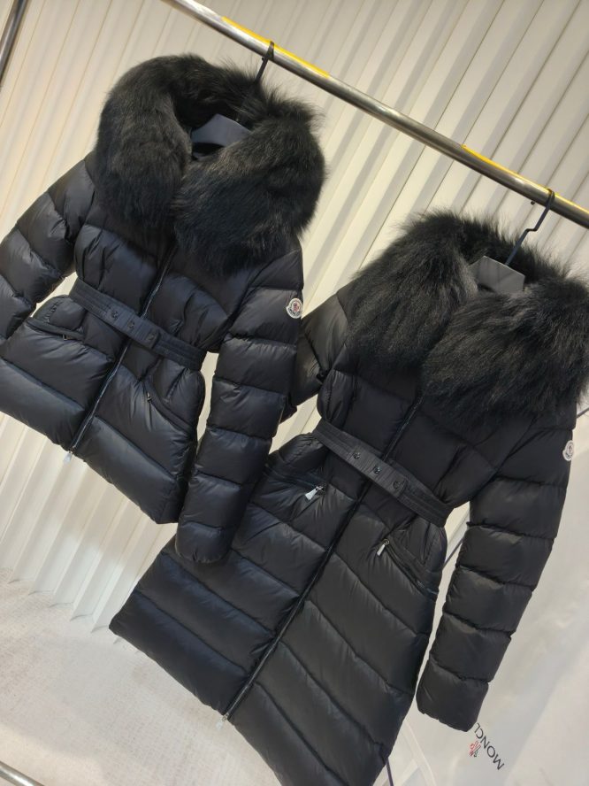 MONCLER -LADYS JACKET