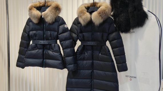 MONCLER -LADYS JACKET