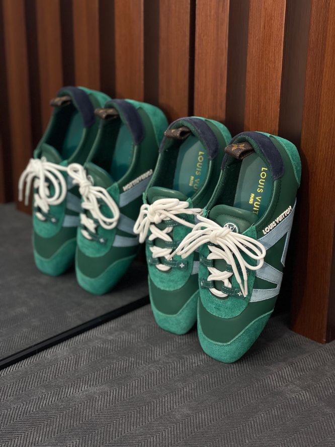 LOUIS VUITTON-SNEAKER-WOMEN