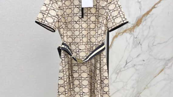 DIOR-DRESSE