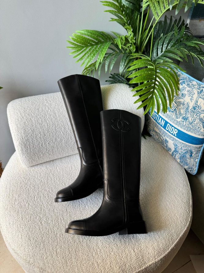 CHANEL-BOOT-WOMEN