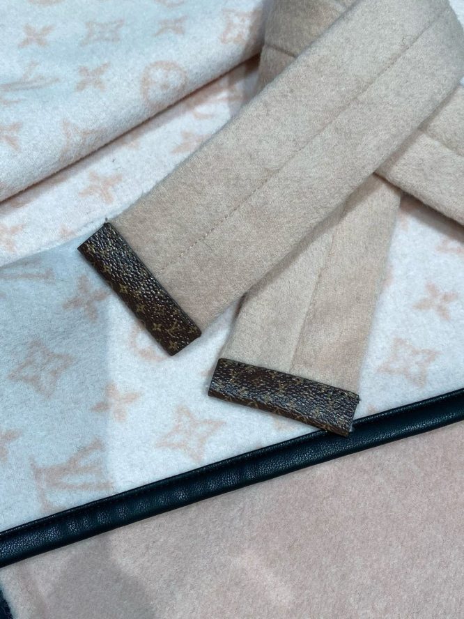 LOUIS VUITTON- LADYS CASHMERE-DOUBLE SIDE-JACKET