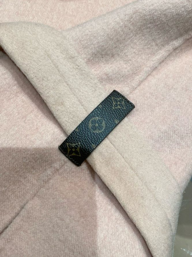 LOUIS VUITTON- LADYS CASHMERE-DOUBLE SIDE-JACKET