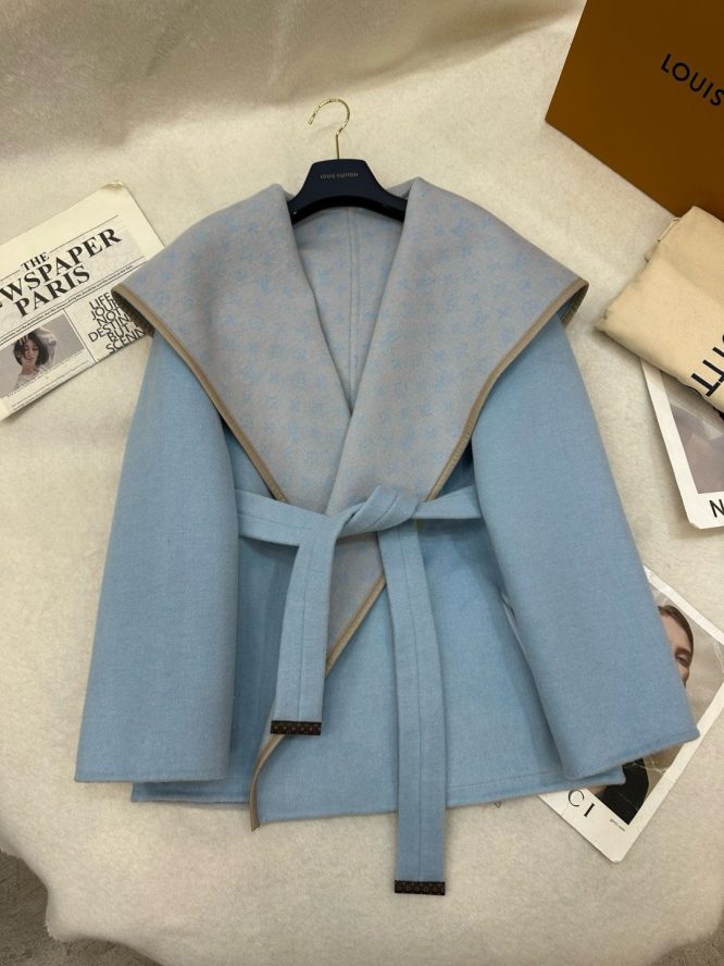 LOUIS VUITTON- LADYS CASHMERE-DOUBLE SIDE-JACKET