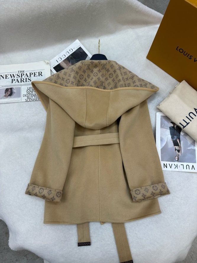 LOUIS VUITTON- LADYS CASHMERE-DOUBLE SIDE-JACKET