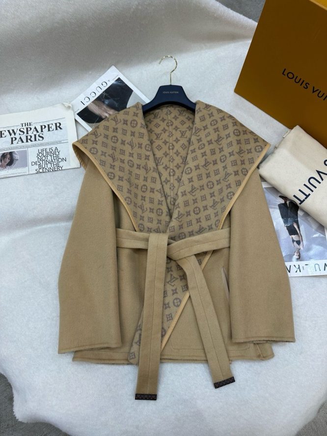 LOUIS VUITTON- LADYS CASHMERE-DOUBLE SIDE-JACKET