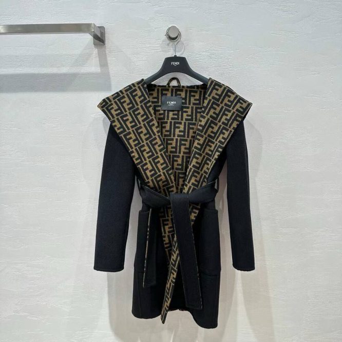 FENDI- LADYS CASHMERE LONG-JACKET