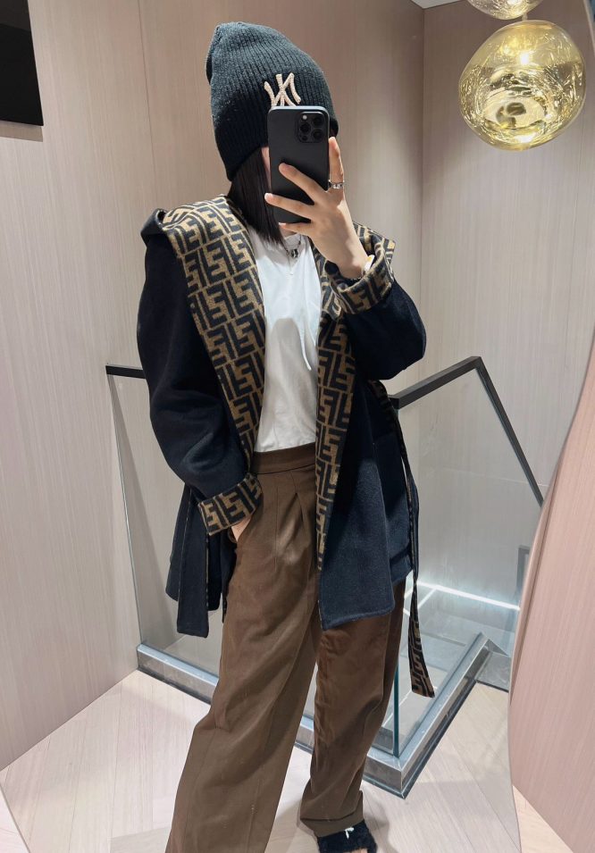 FENDI- LADYS CASHMERE LONG-JACKET