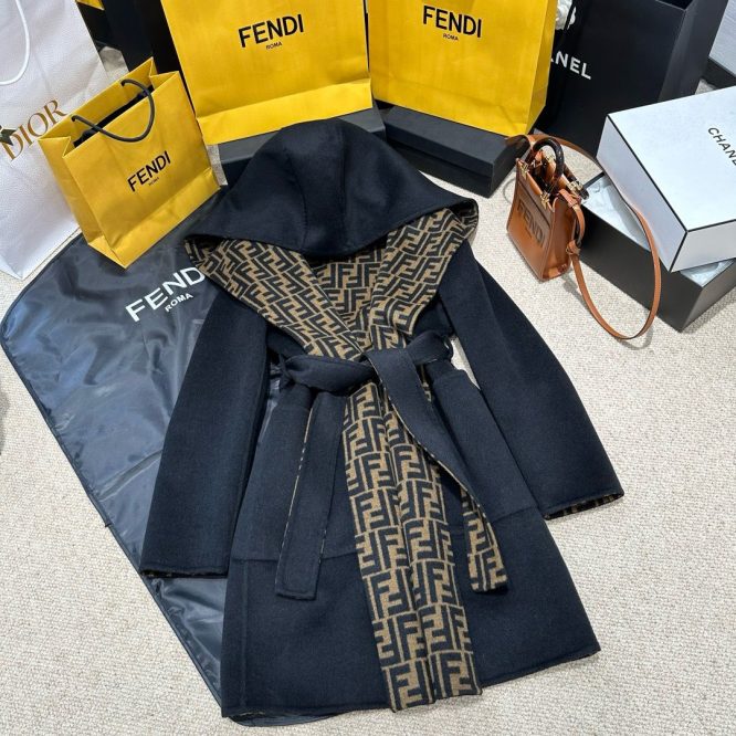 FENDI- LADYS CASHMERE LONG-JACKET