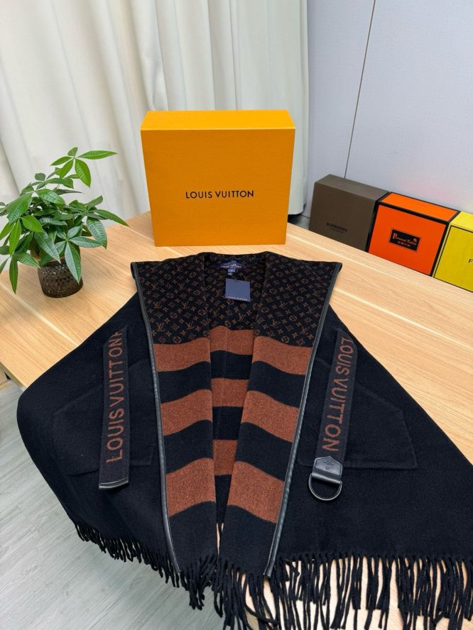 LOUIS VUITTON- LADYS CASHMERE- LONG-FREE SIZE