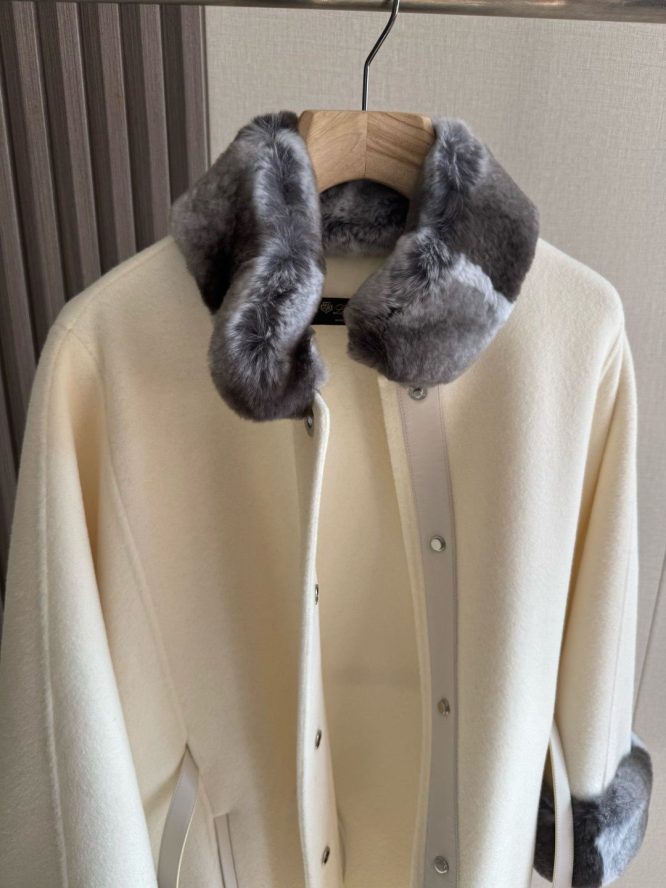 LORO PIANA- LADYS CASHMERE