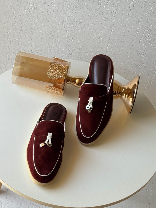 LORO PIANA-SUMMER CHARMS-WALK