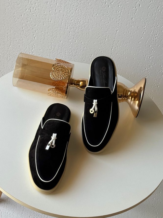 LORO PIANA-SUMMER CHARMS-WALK