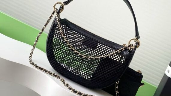 CHANEL-HALF MOON-BAG