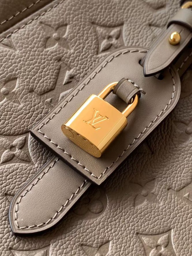LOUIS VUITTON-TOTE BAG-WOMEN