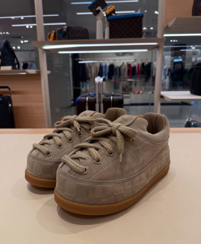 LOUIS VUITTON- YETI LACE- SNEAKER-MEN