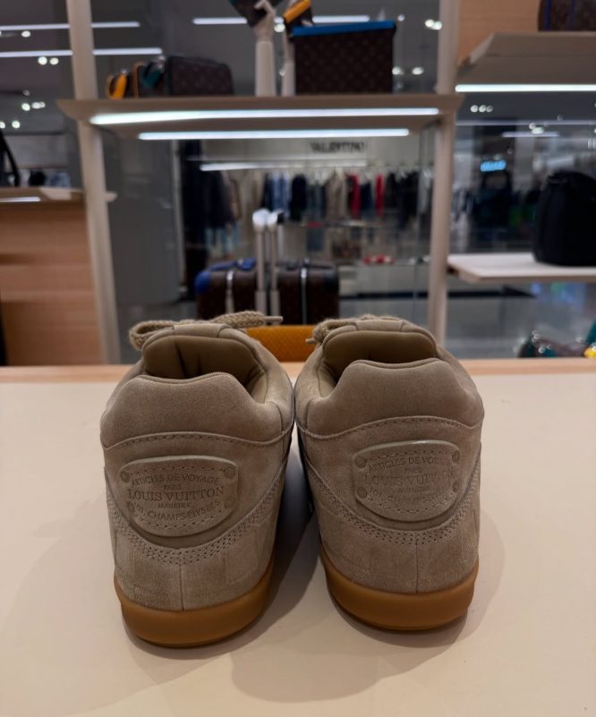 LOUIS VUITTON- YETI LACE- SNEAKER-MEN
