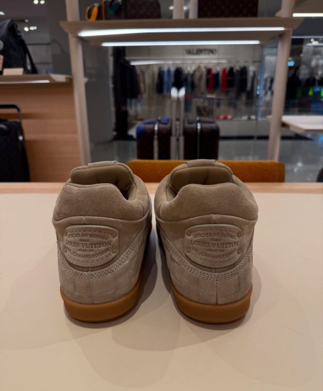 LOUIS VUITTON- YETI SLIP-SNEAKERS-MEN