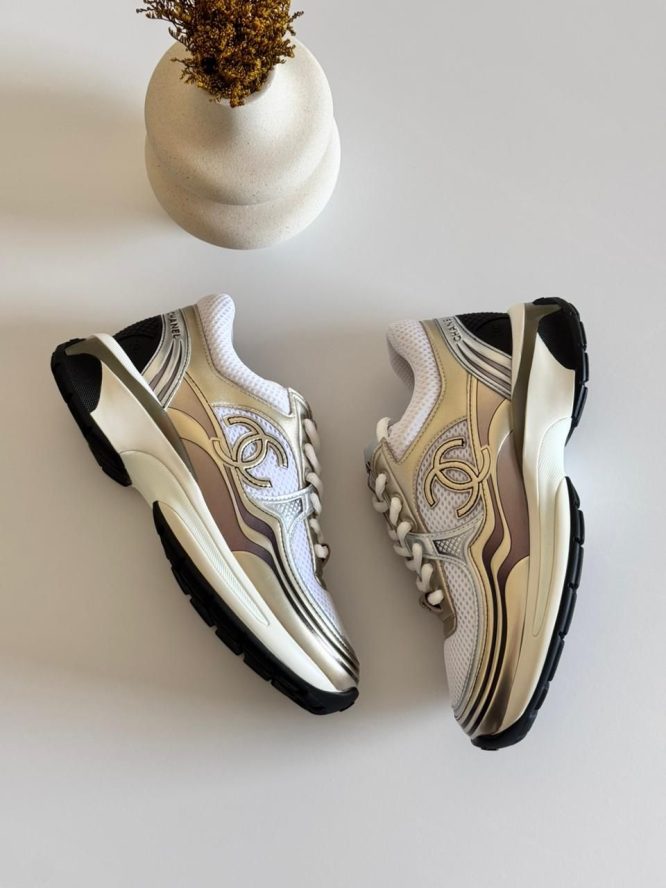 CHANEL-SNEAKER-WOMEN