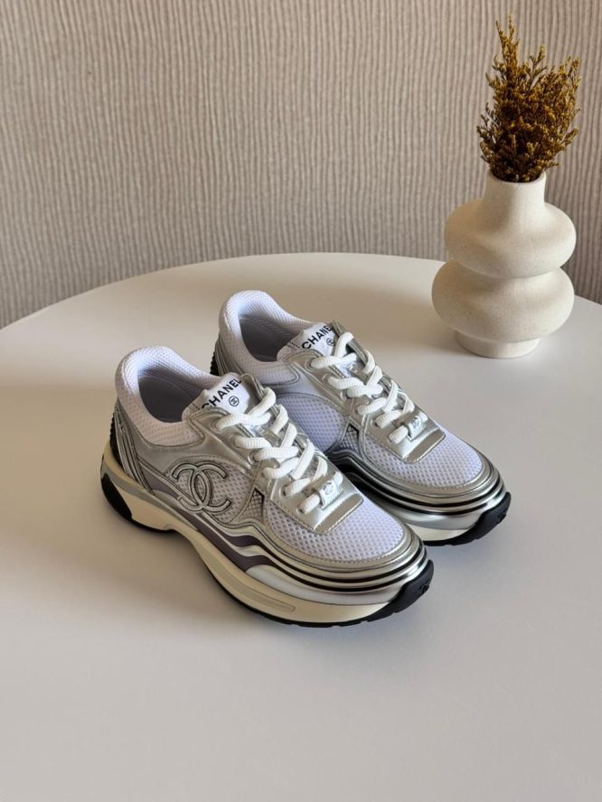 CHANEL-SNEAKER-WOMEN