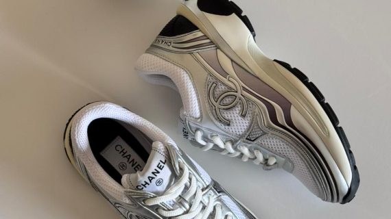 CHANEL-SNEAKER-WOMEN