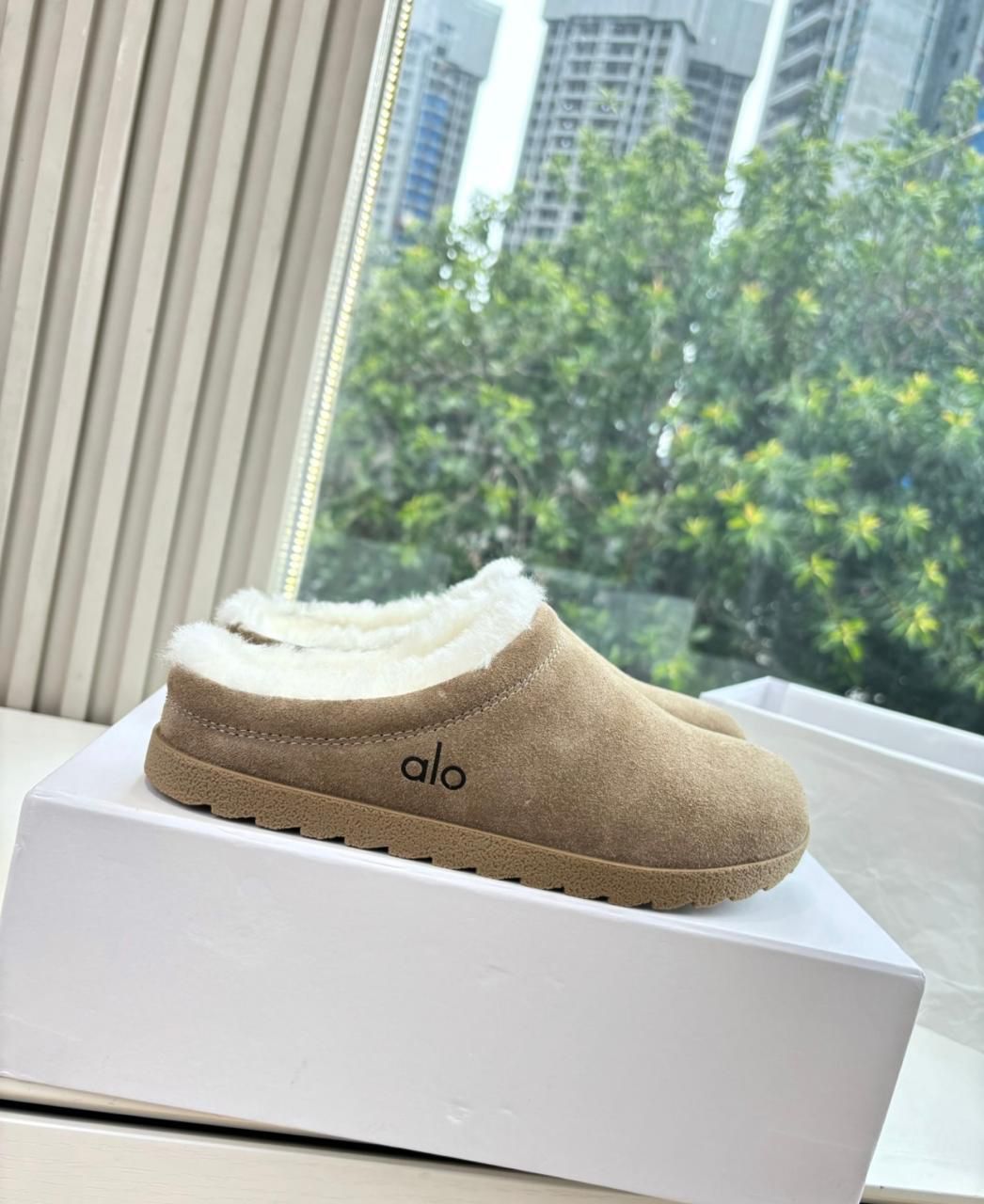 ALO-SLIPPERS- WOMEN