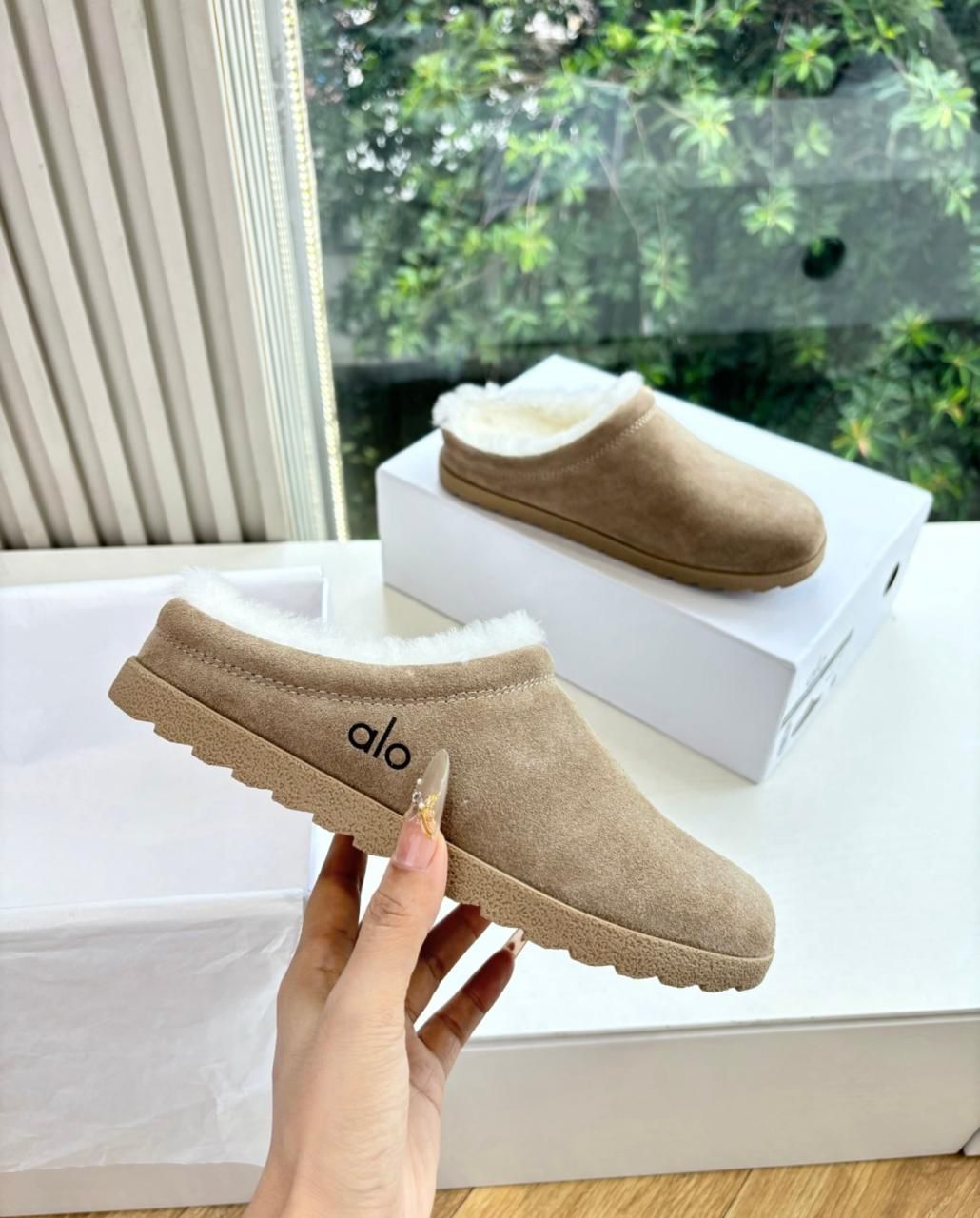 ALO-SLIPPERS- WOMEN