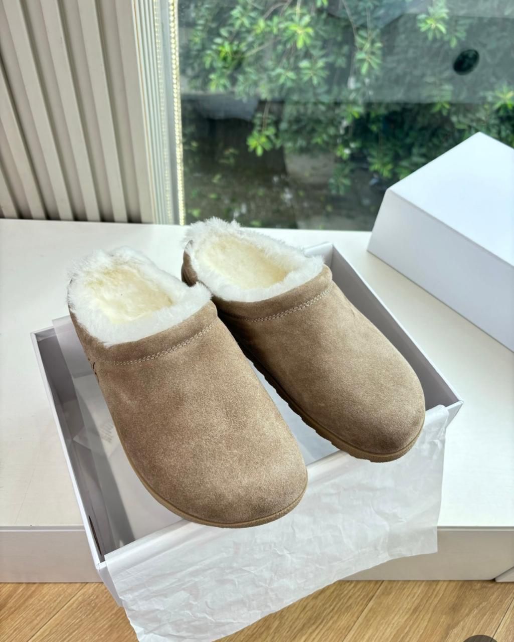 ALO-SLIPPERS- WOMEN