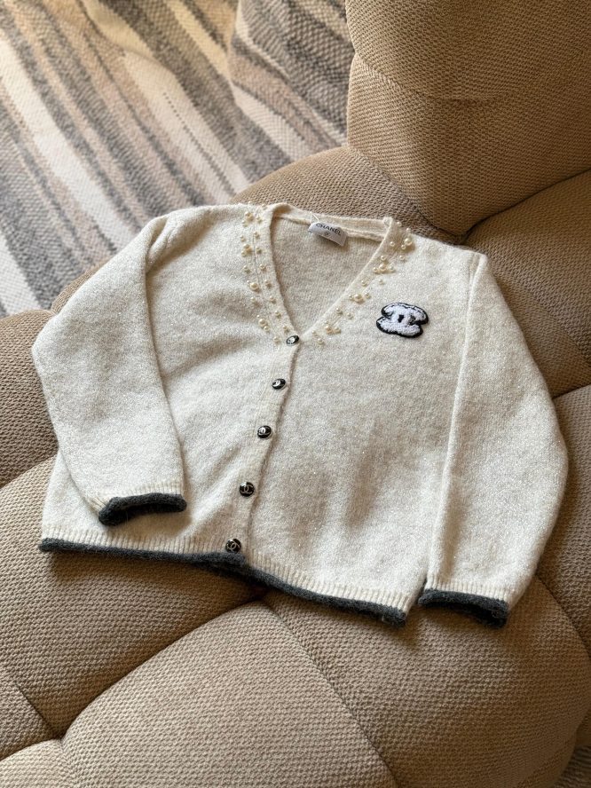 CHANEL-JACKET-WOMEN