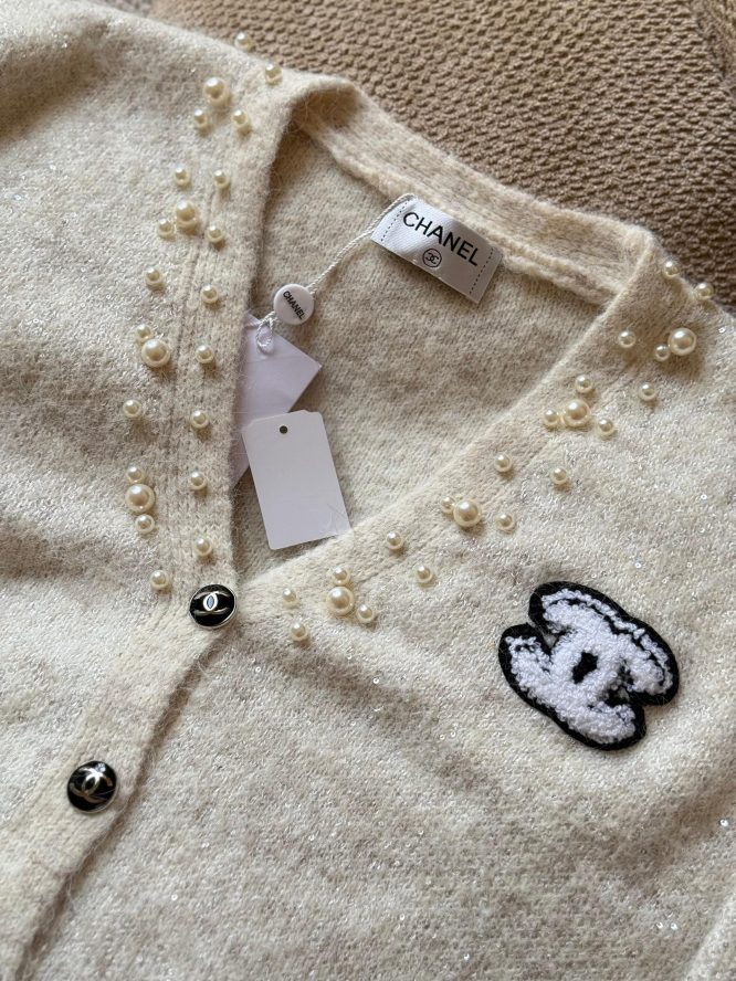 CHANEL-JACKET-WOMEN