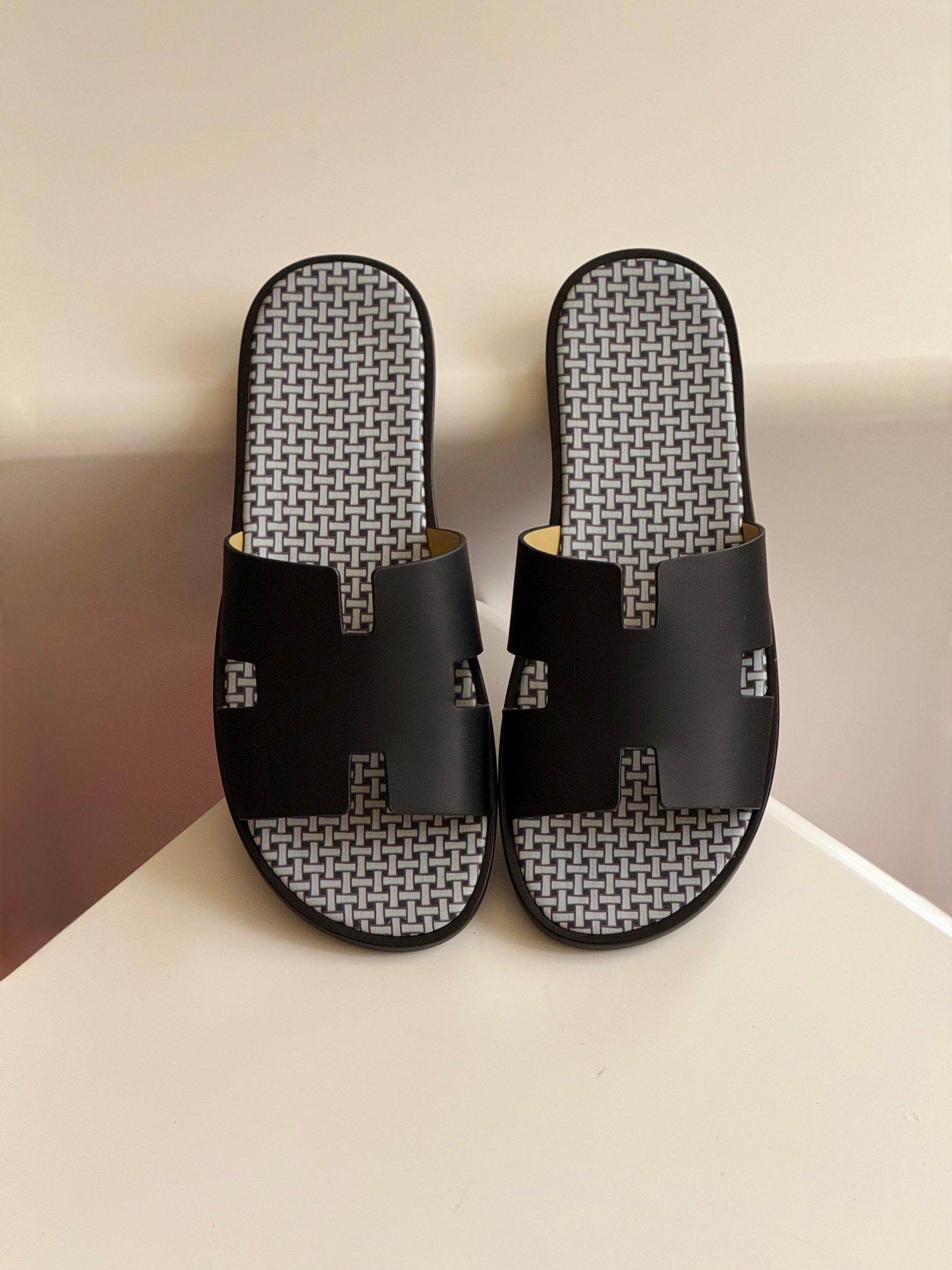 HERMES-LZMIR-SANDEL-MEN