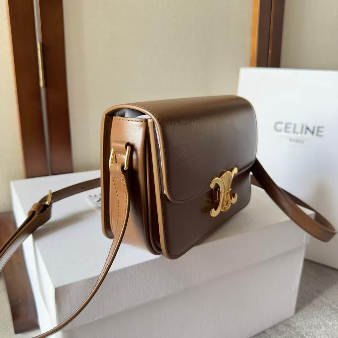 CELINE-CLASSIQUE-TRIOMPHE--BAG