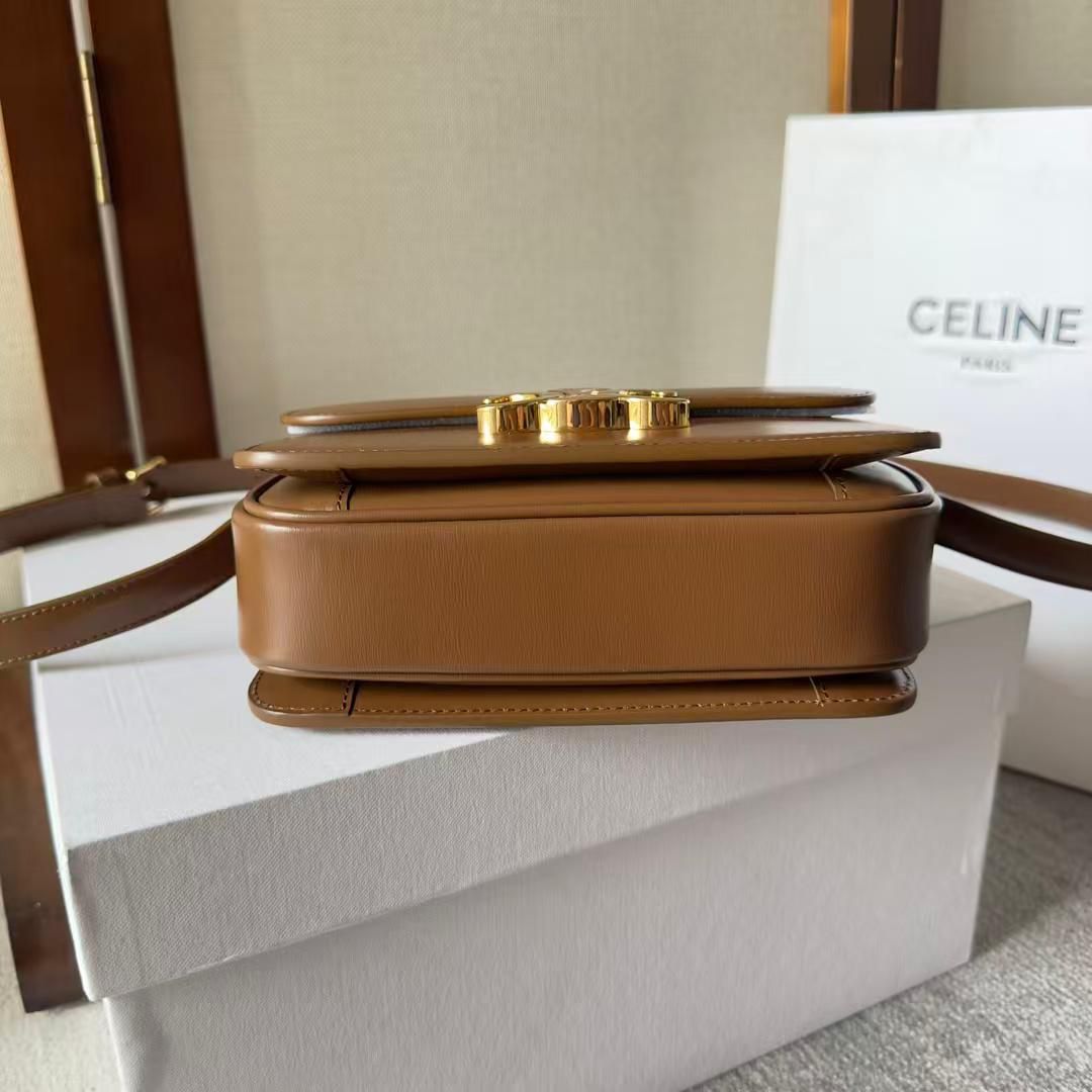 CELINE-CLASSIQUE-TRIOMPHE--BAG