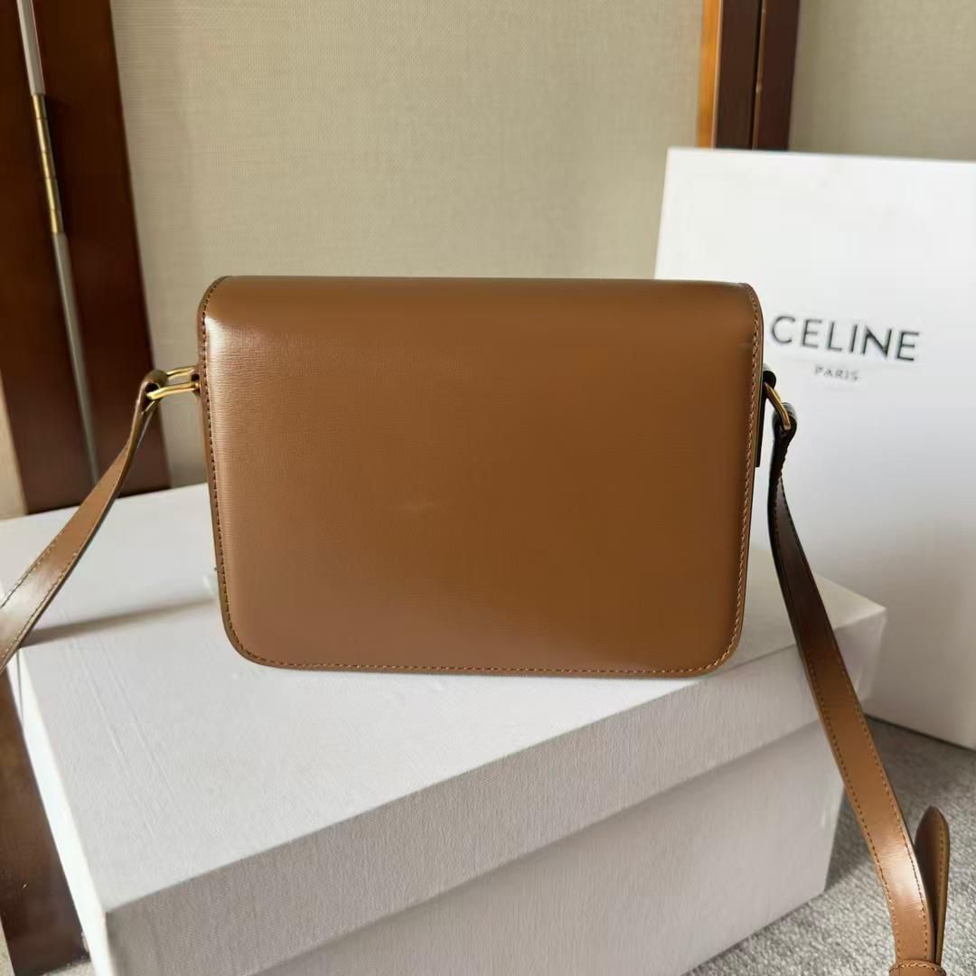 CELINE-CLASSIQUE-TRIOMPHE--BAG