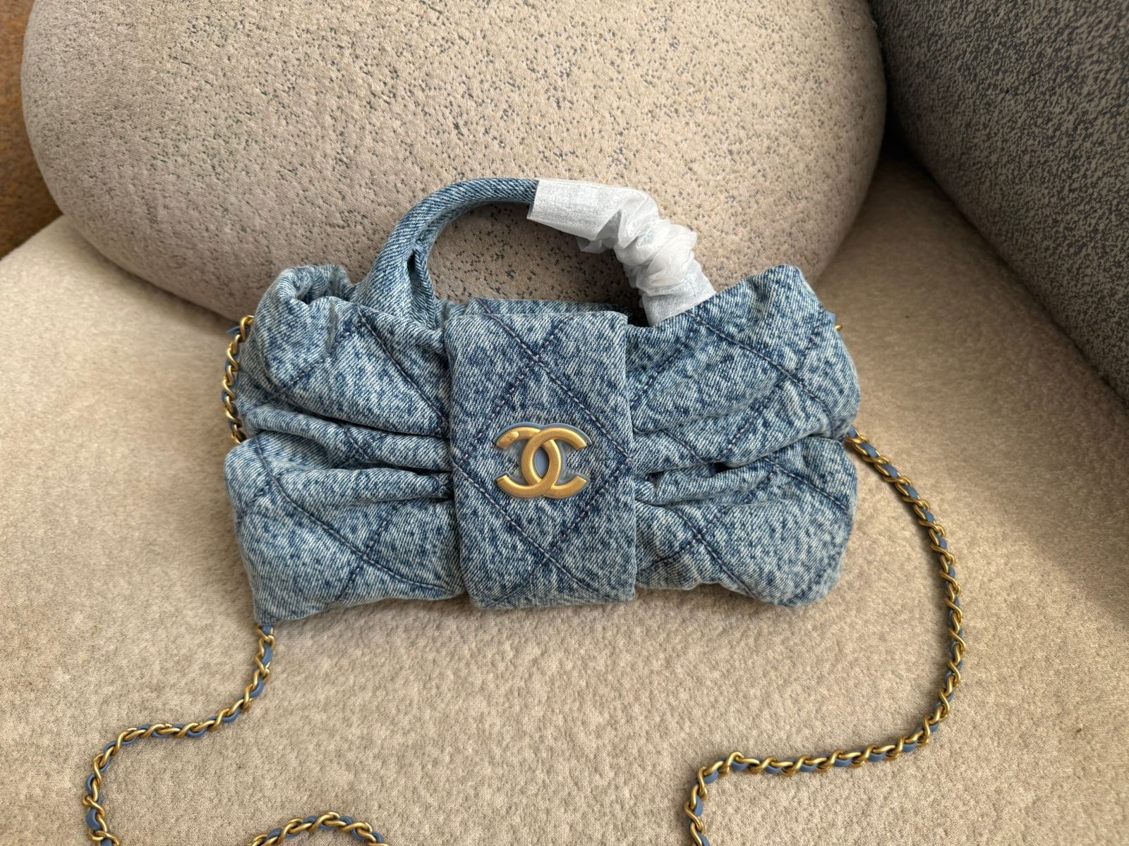 CHANEL-MINI BOW- BAG