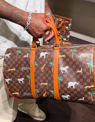 LOUIS VUITTON--KEEP ALL-BAG