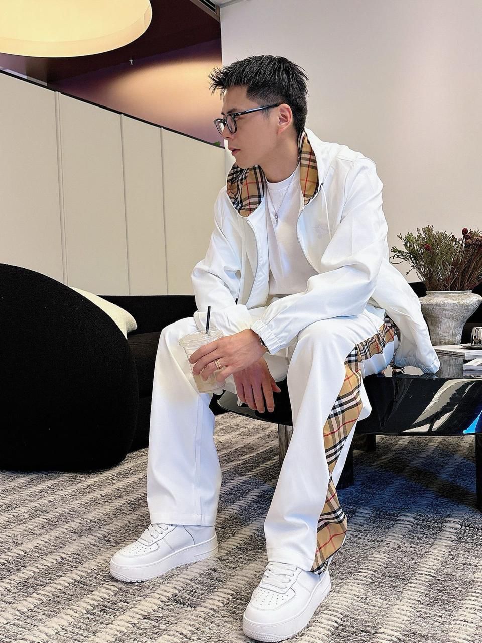 BURBERRY-TRACKSUIT-MEN