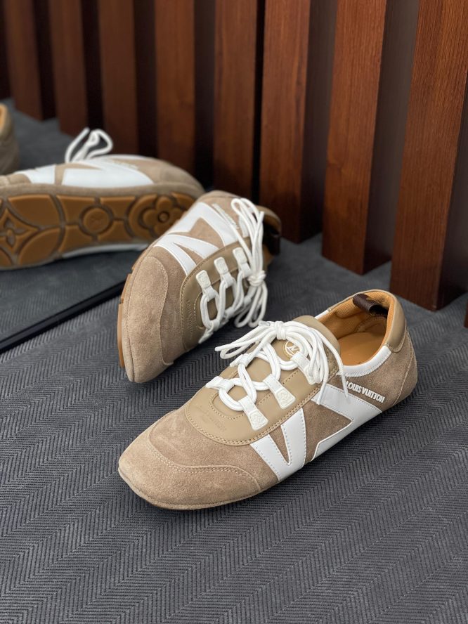 LOUIS VUITTON-SNEAKER-WOMEN