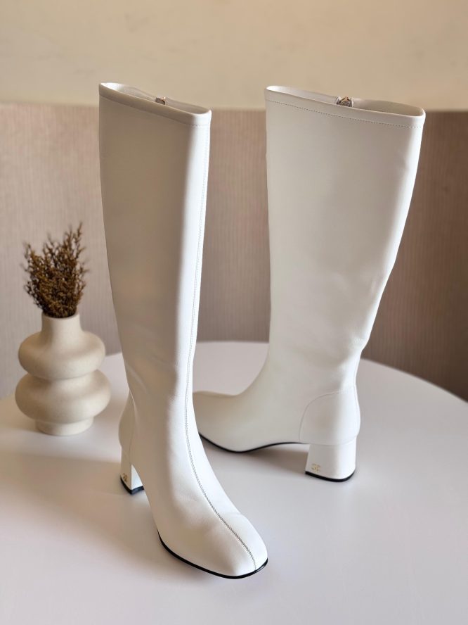 CHANEL-BOOTS-WOMEN