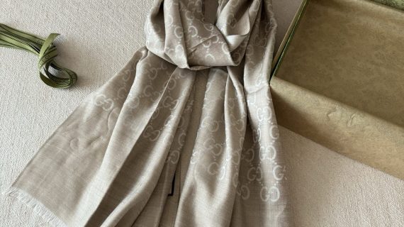 GUCCI- SCARF-WOMEN