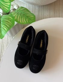 CHANEL-CLASSIC-WOMEN