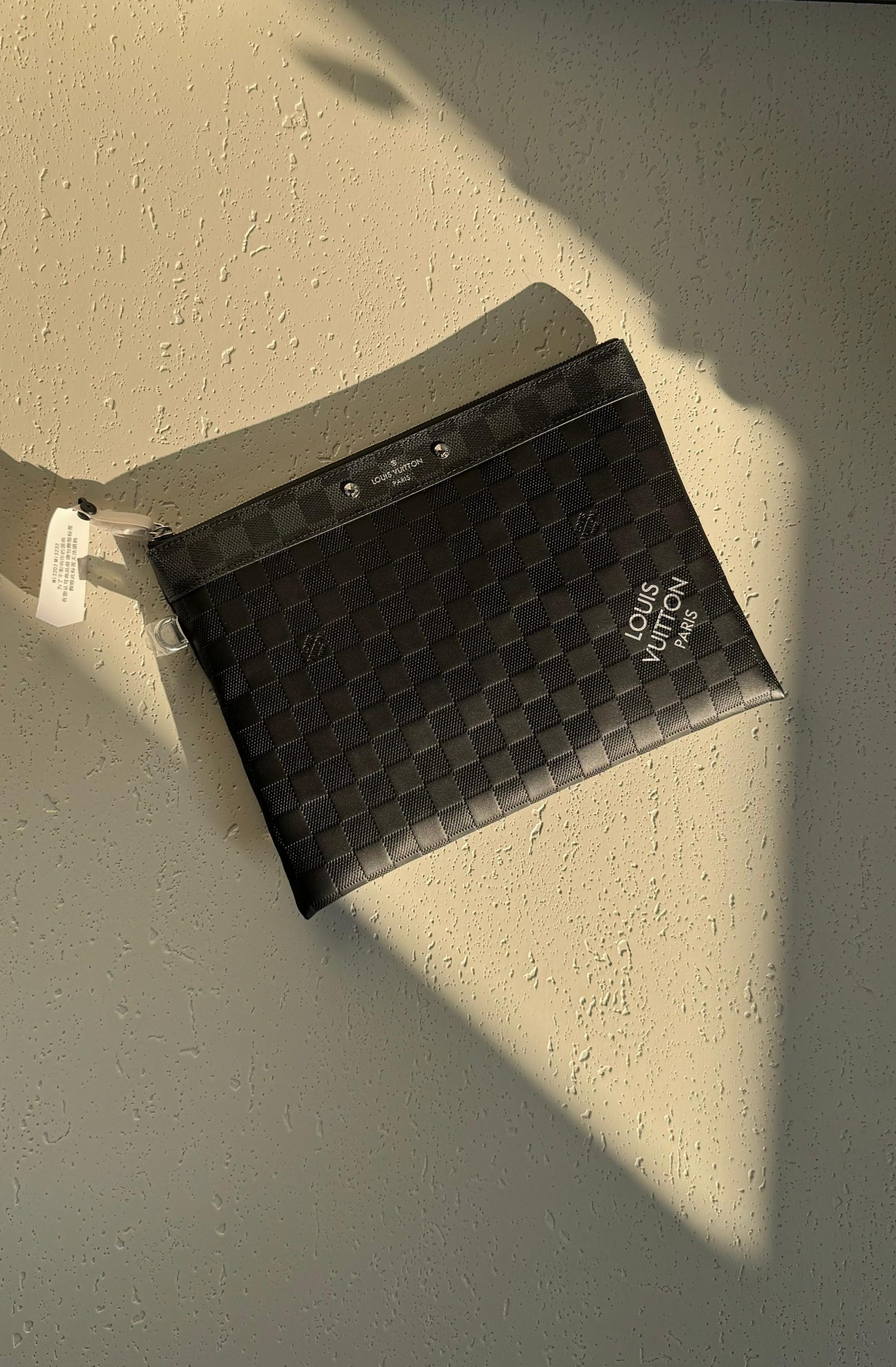 LOUIS VUITTON-WALLET-MEN