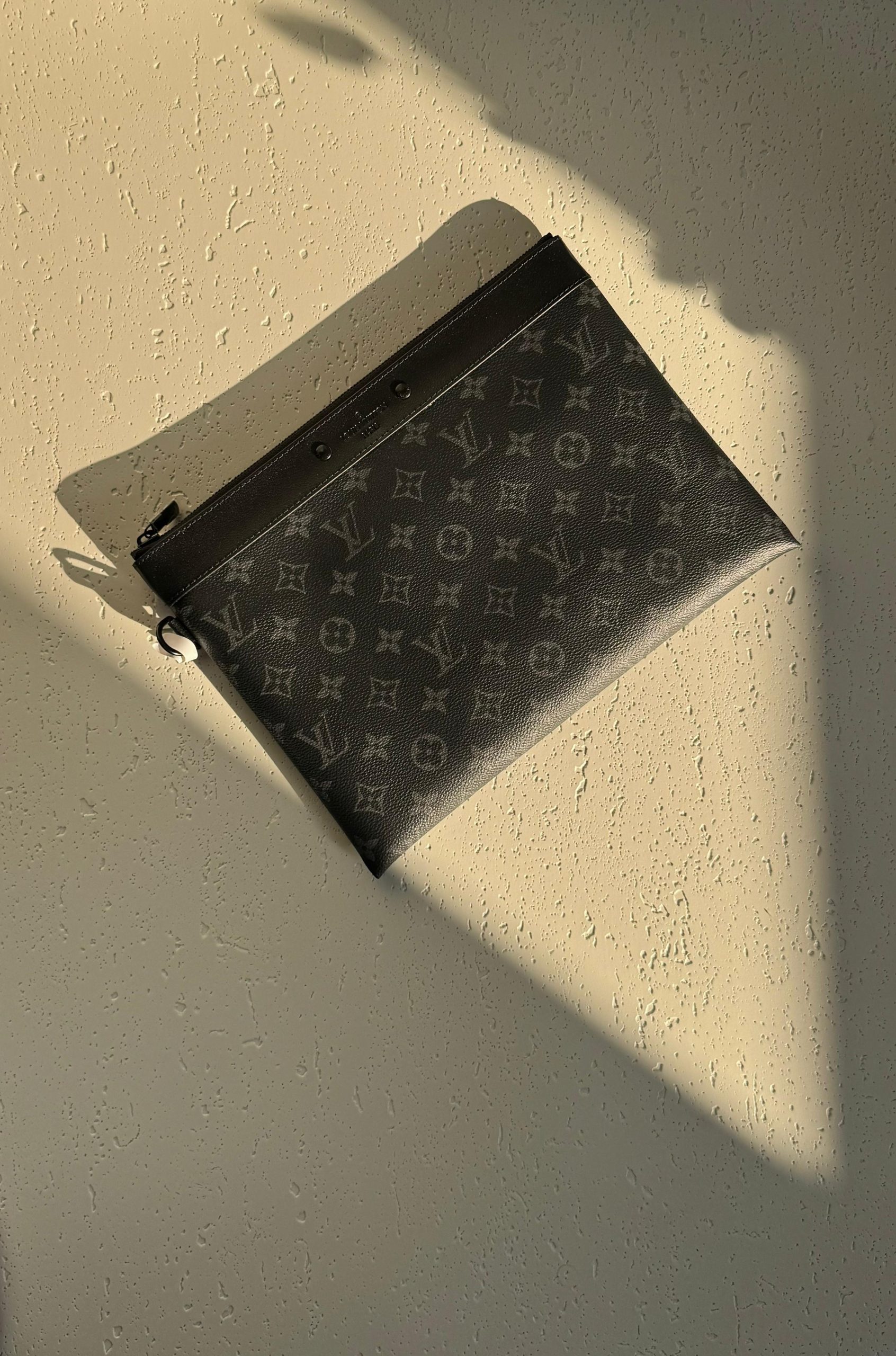LOUIS VUITTON-WALLET-MEN