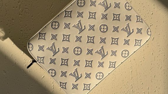 LOUIS VUITTON-WALLET-MEN