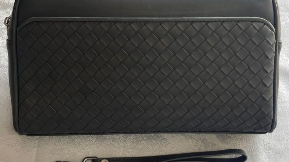 BOTTEGA VENETA-MESSANGER-BAG-MAN