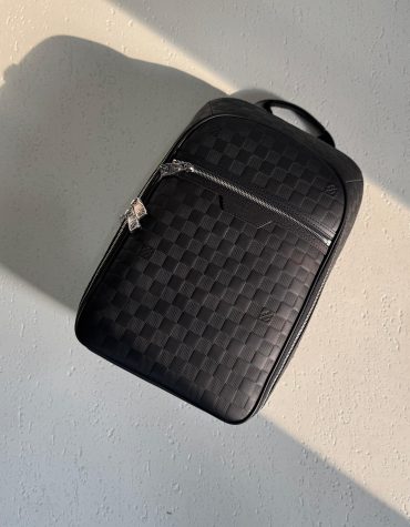 LOUIS VUITTON-BACK PACK-MEN