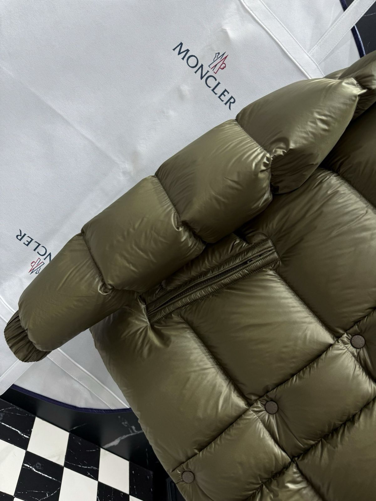 MONCLEAR -JACKET-MEN